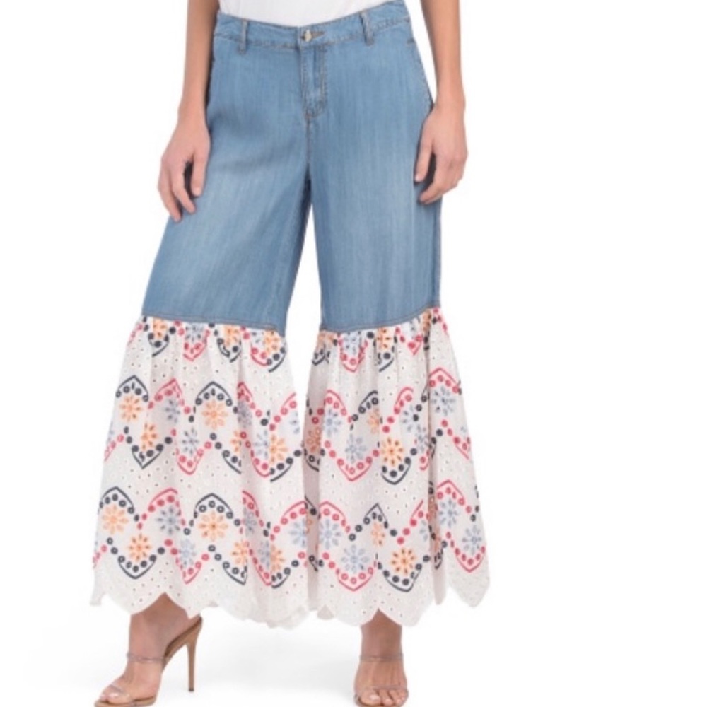 Gemma + Jane Women's Denim Culottes Embroidered Lace Flare Cropped Pants Size 6